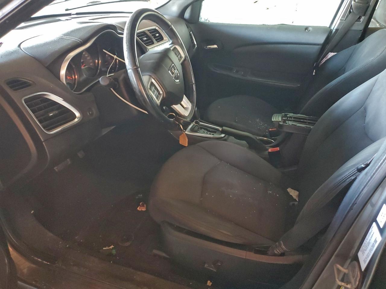 2012 DODGE Avenger