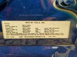 2024 TESLA MODEL Y