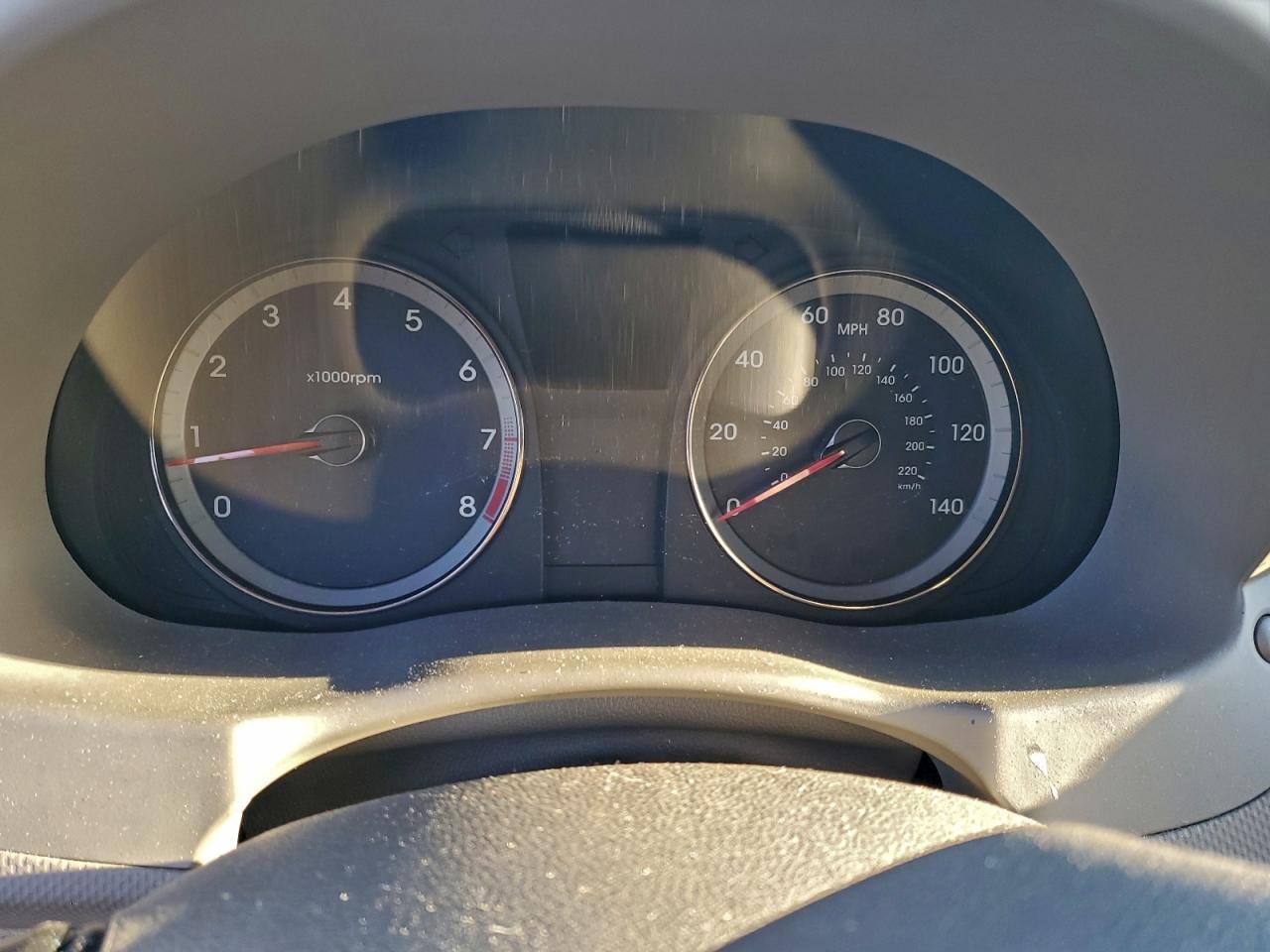 2012 HYUNDAI ACCENT
