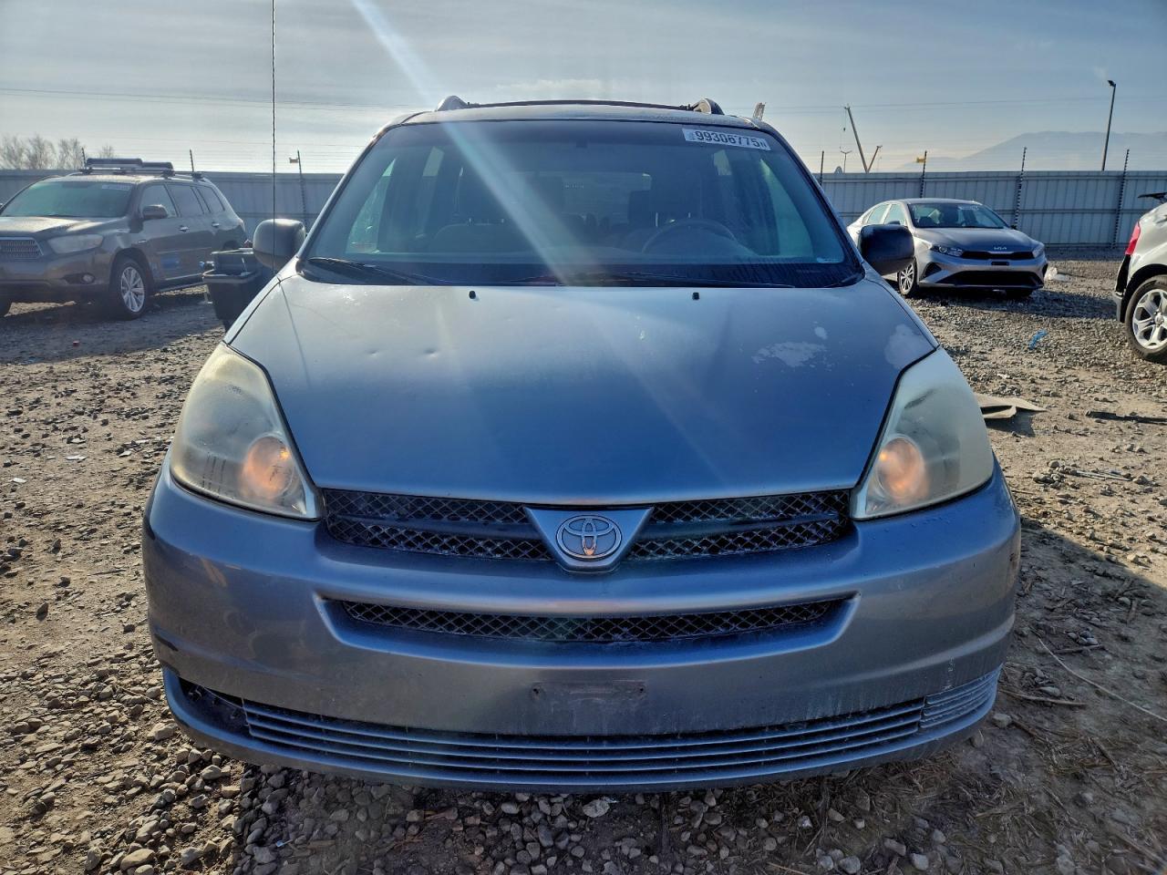 2005 TOYOTA SIENNA