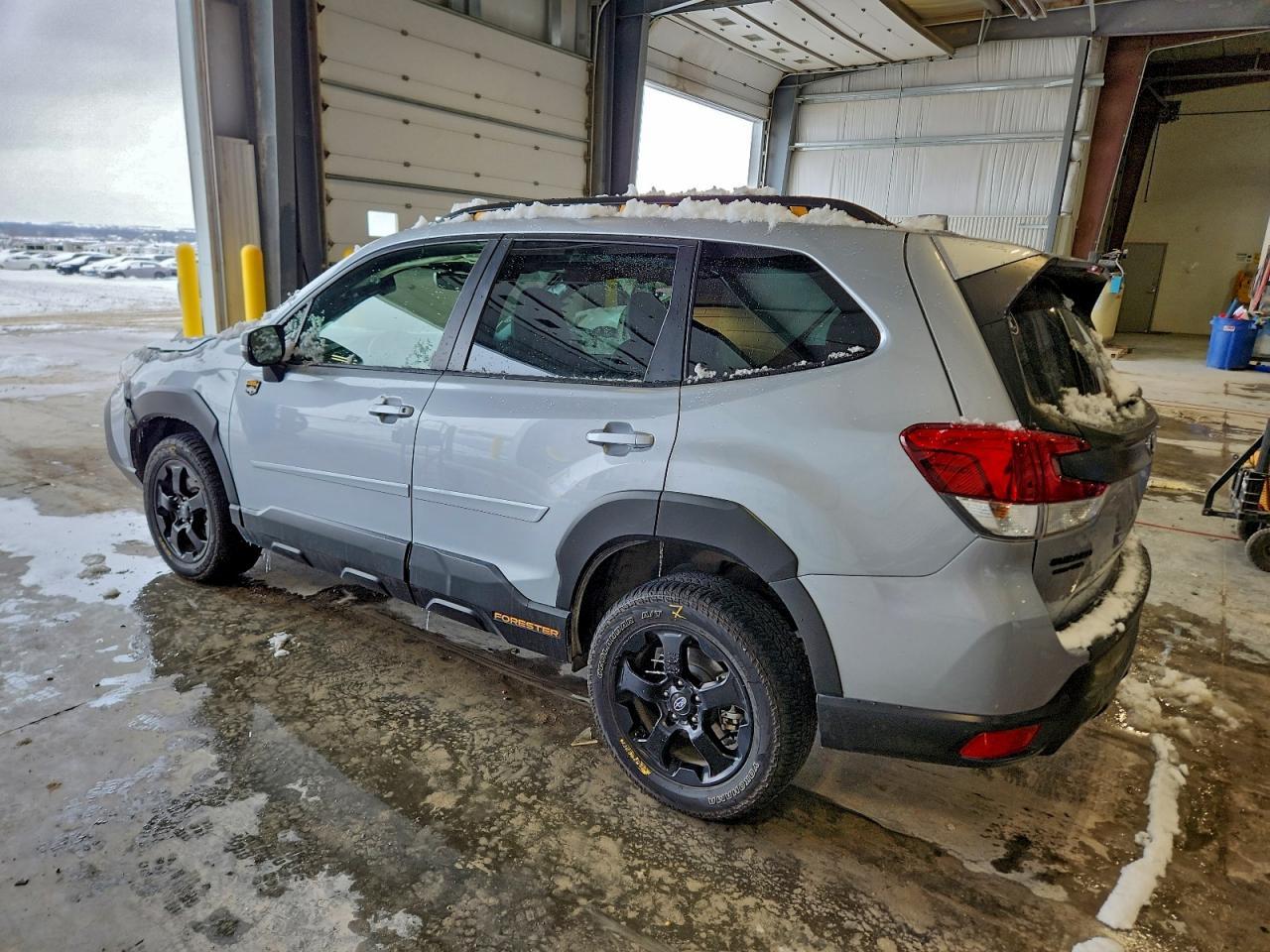 2022 SUBARU FORESTER