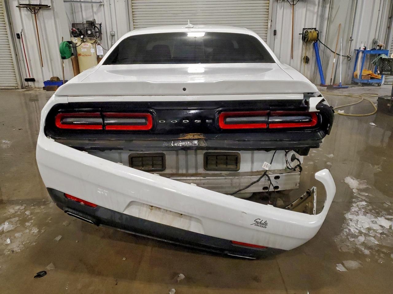2017 DODGE Challenger