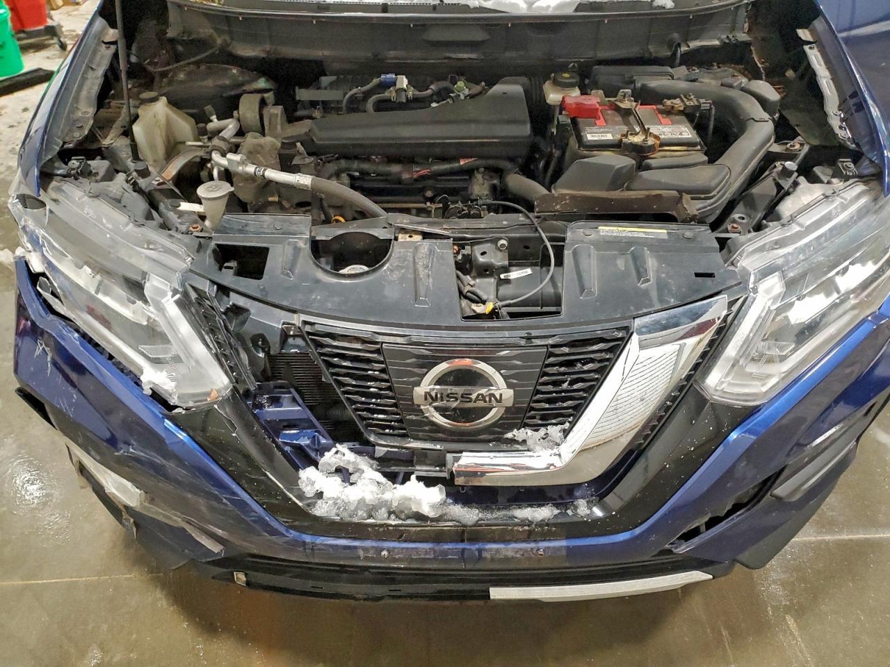 2017 NISSAN ROGUE