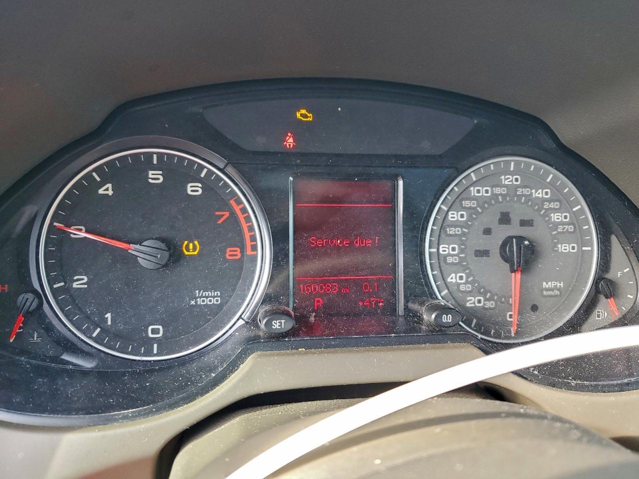 2010 AUDI Q5