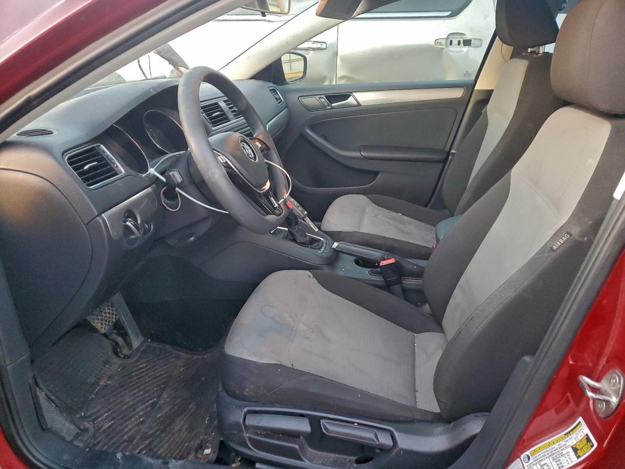 2018 VOLKSWAGEN JETTA