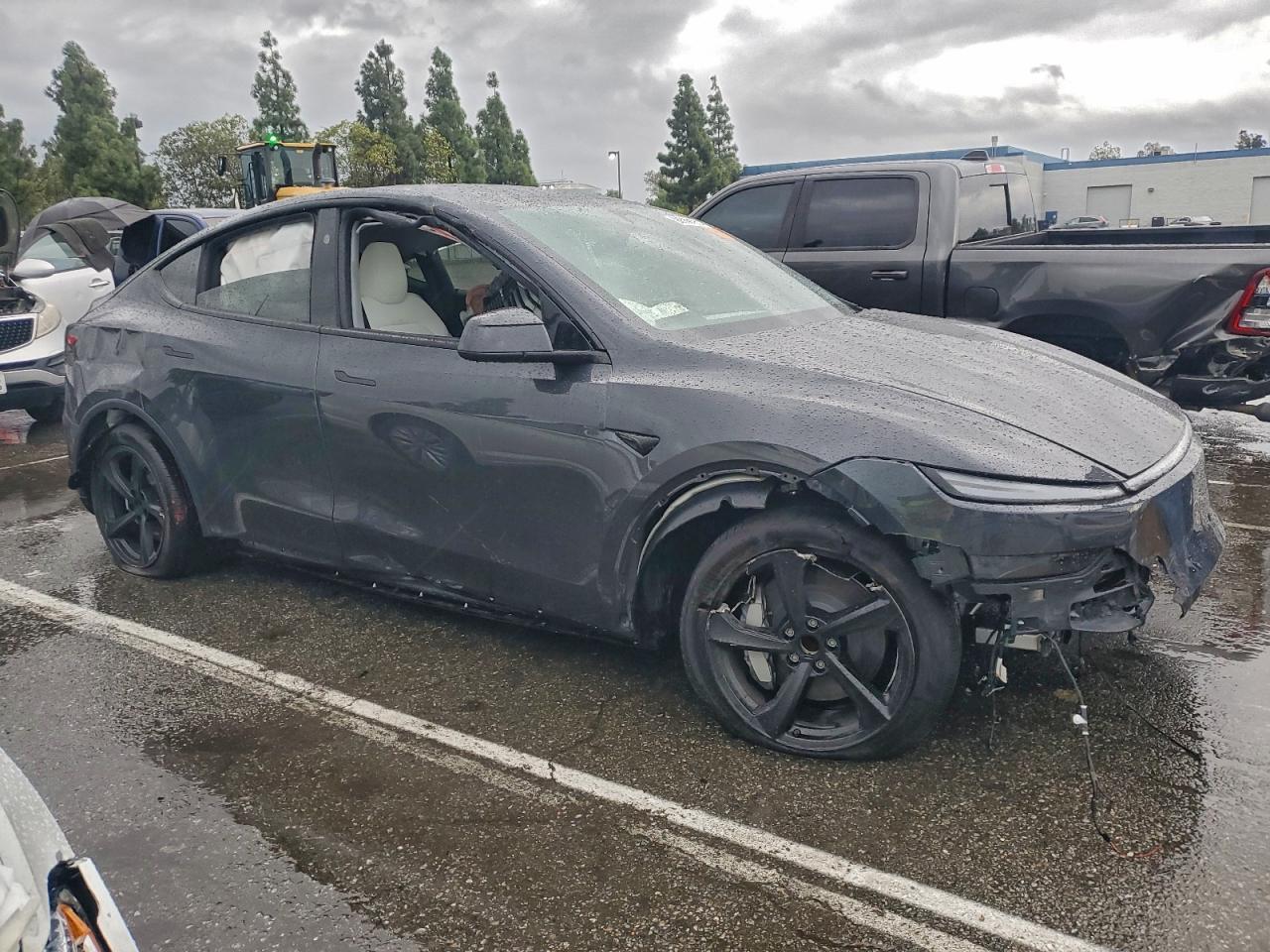 2026 TESLA MODEL Y