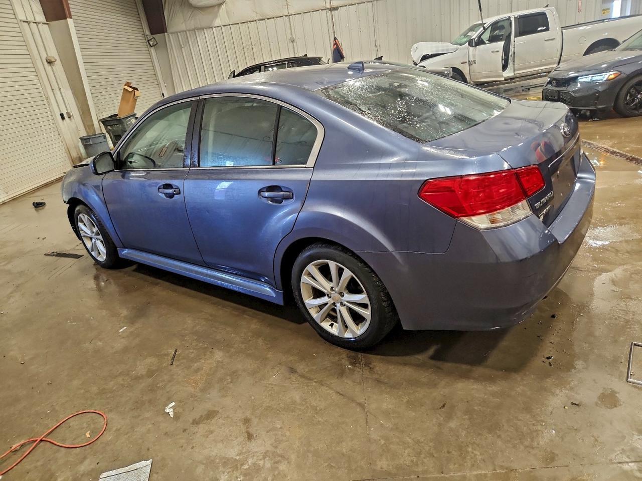 2014 SUBARU Legacy
