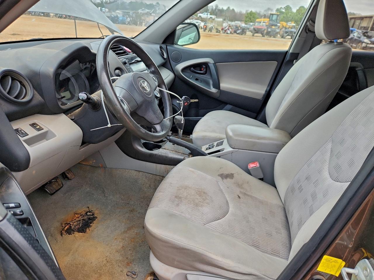 2011 TOYOTA RAV4