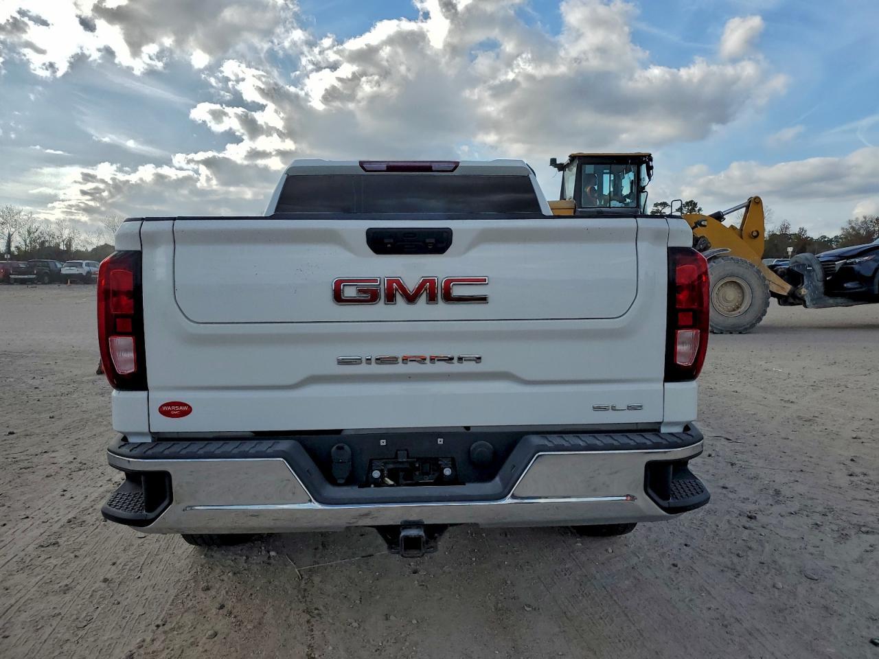2023 GMC Sierra