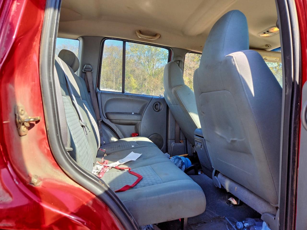 2005 JEEP Liberty