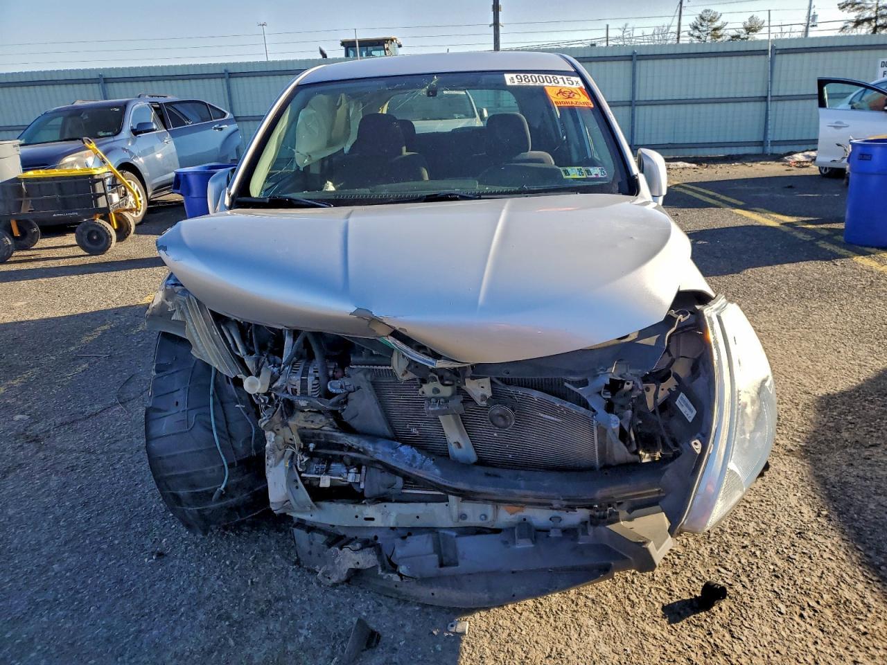 2009 NISSAN VERSA