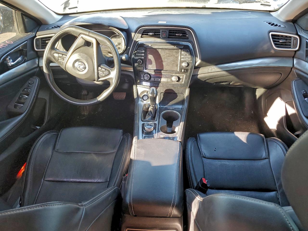 2021 NISSAN Maxima