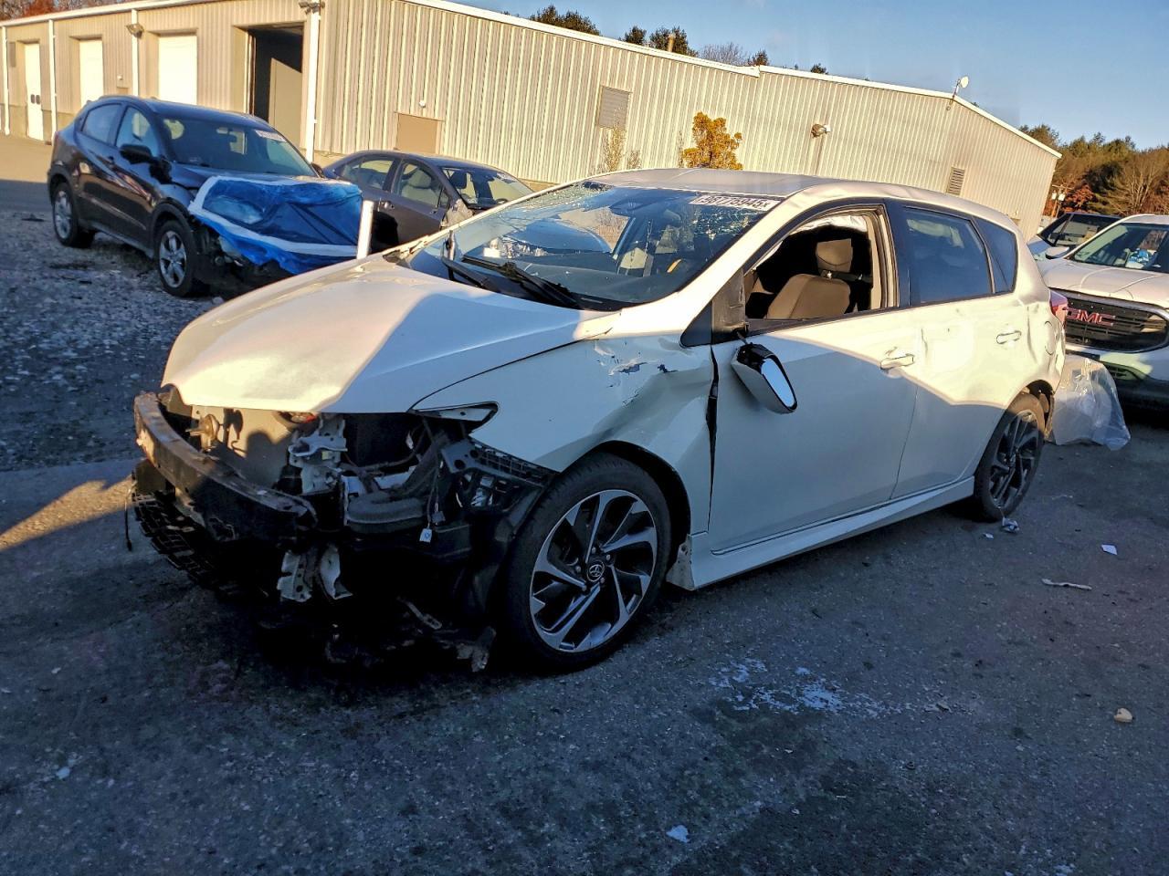 2018 TOYOTA COROLLA