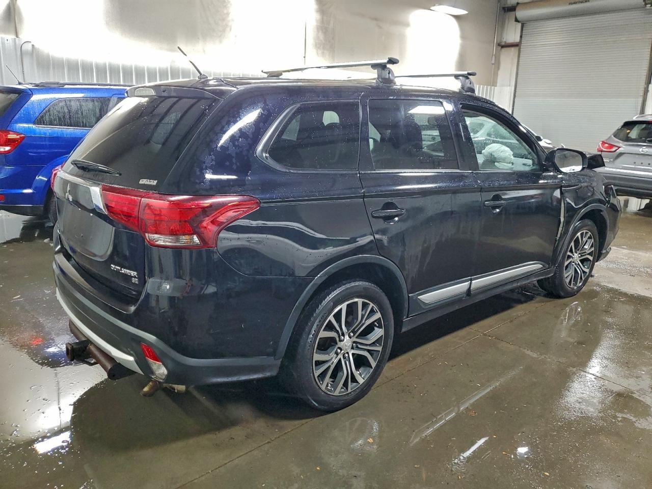 2016 MITSUBISHI outlander