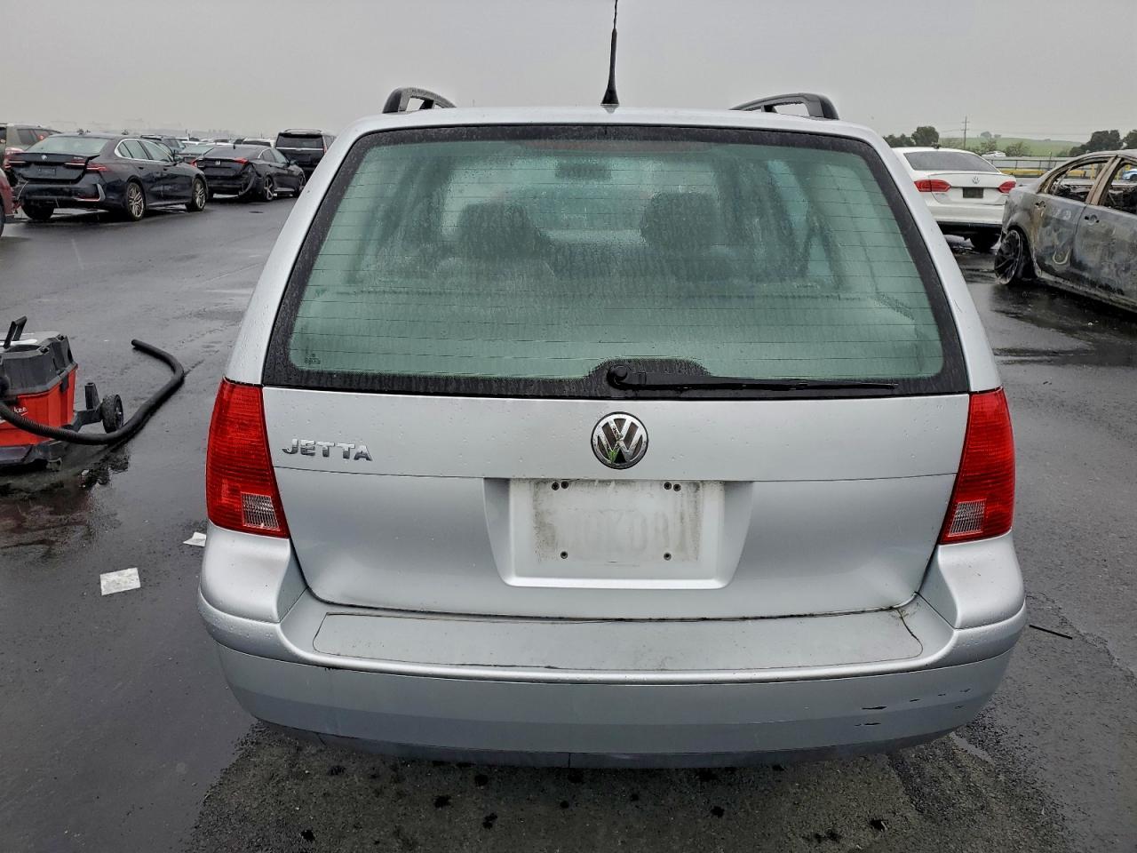 2004 VOLKSWAGEN JETTA