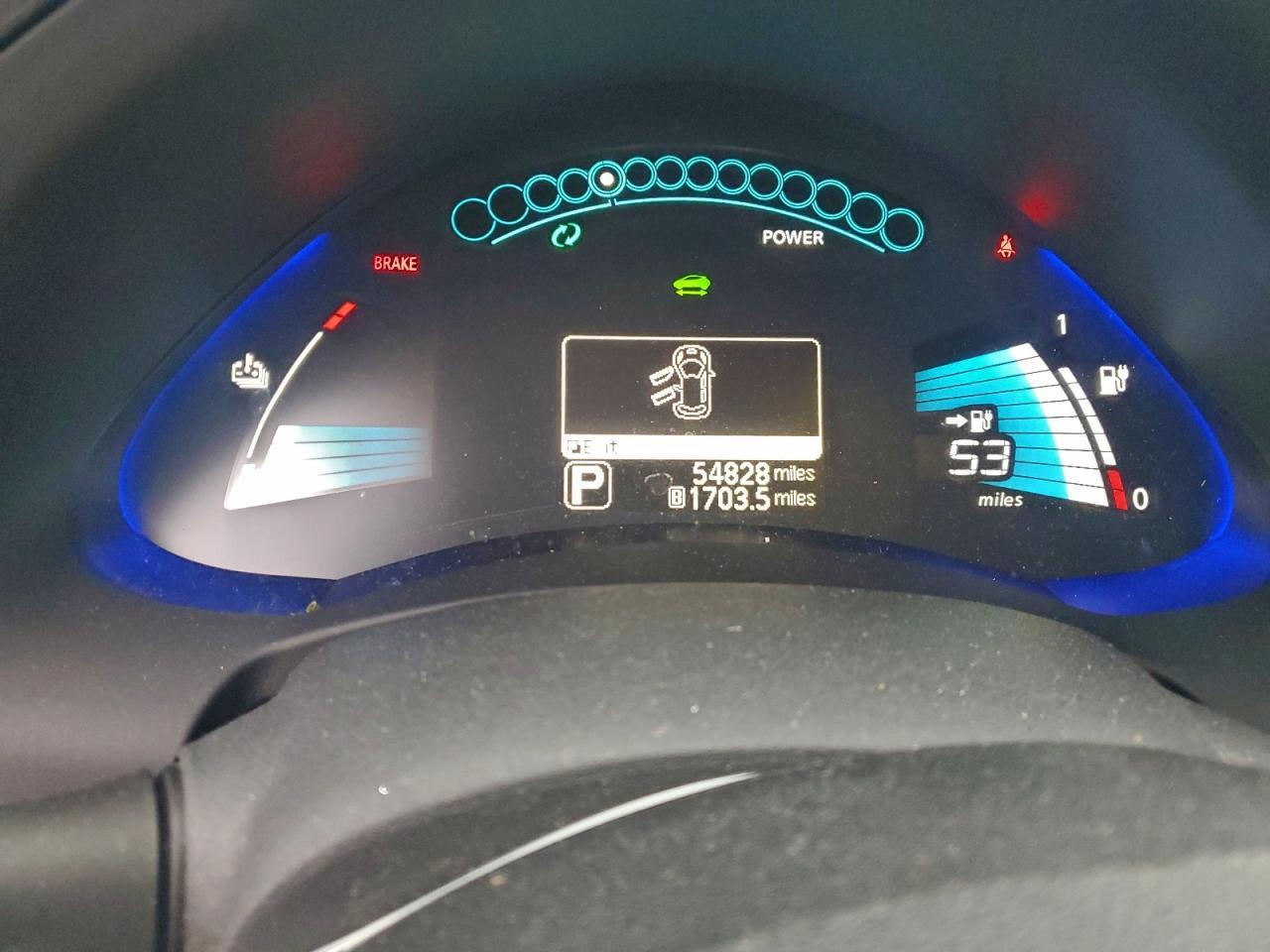 2017 NISSAN LEAF