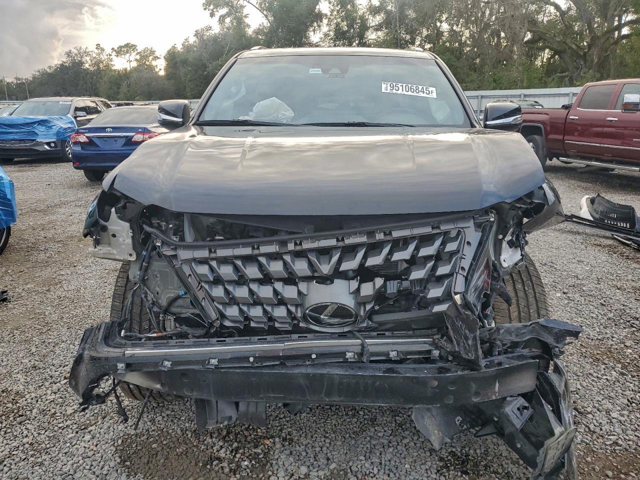 2023 LEXUS GX 460