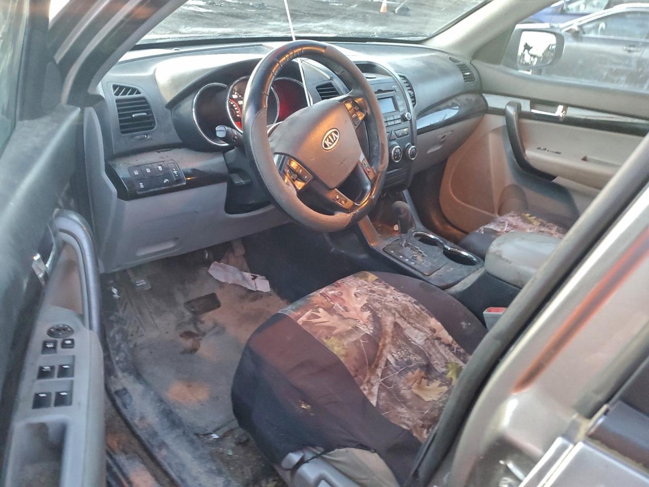 2011 KIA SORENTO