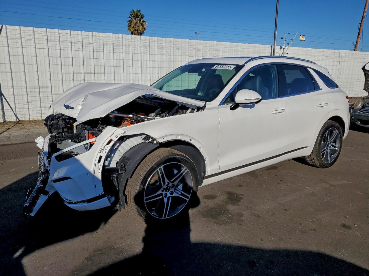 2026 GENESIS GV70