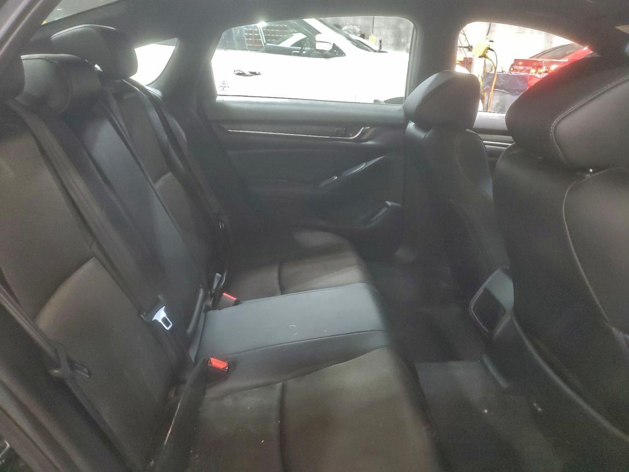 2019 HONDA ACCORD