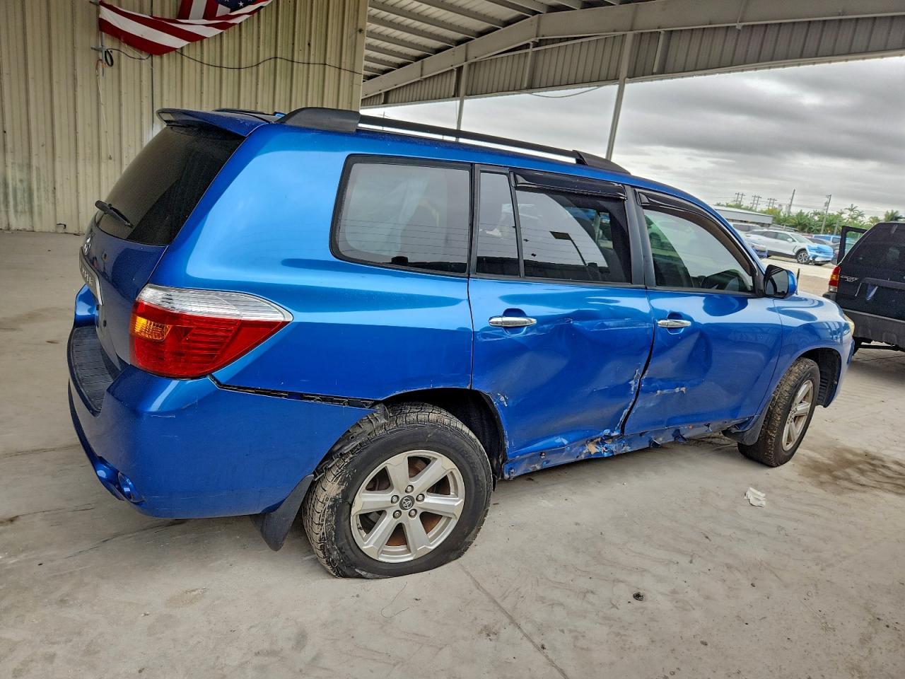 2010 TOYOTA HIGHLANDER
