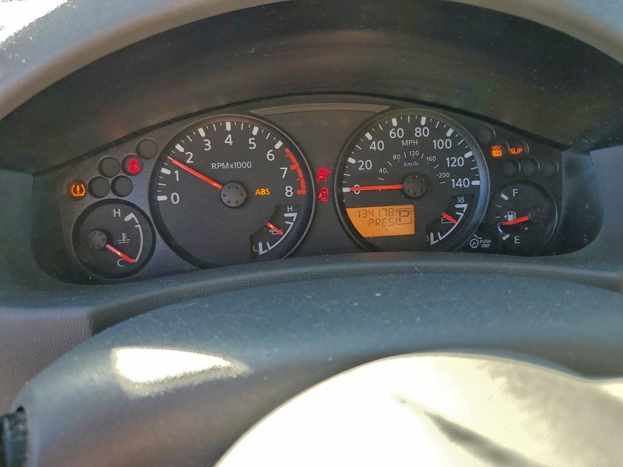 2011 NISSAN Frontier