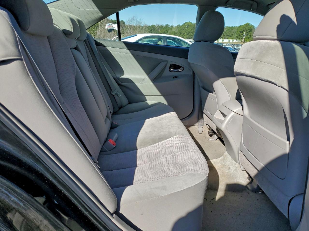 2011 TOYOTA CAMRY