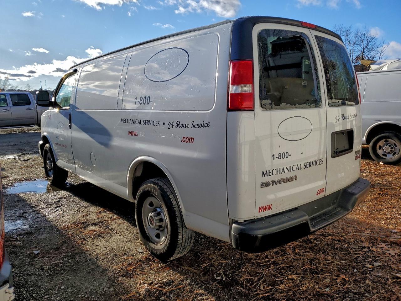 2018 GMC Savana