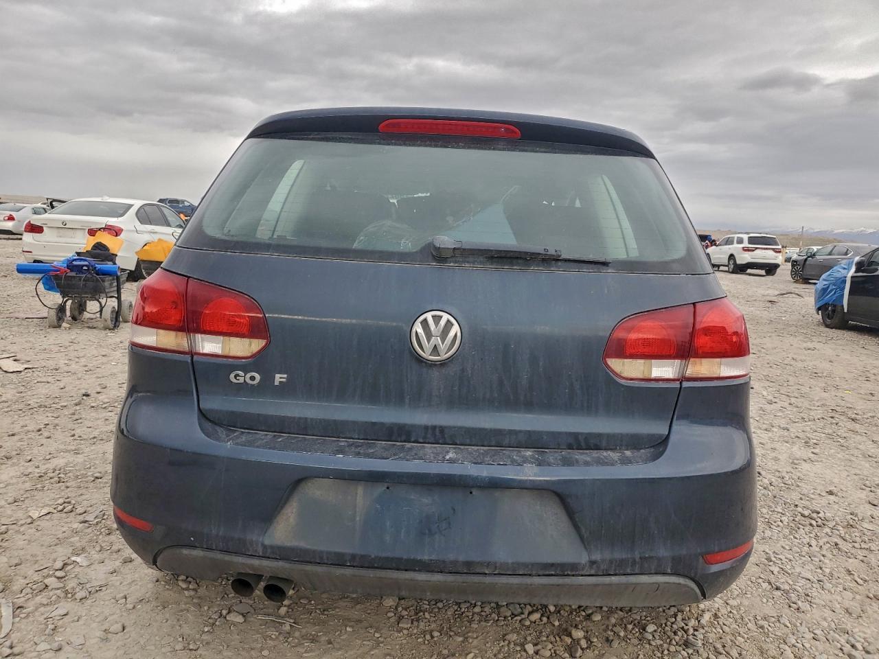 2011 VOLKSWAGEN GOLF