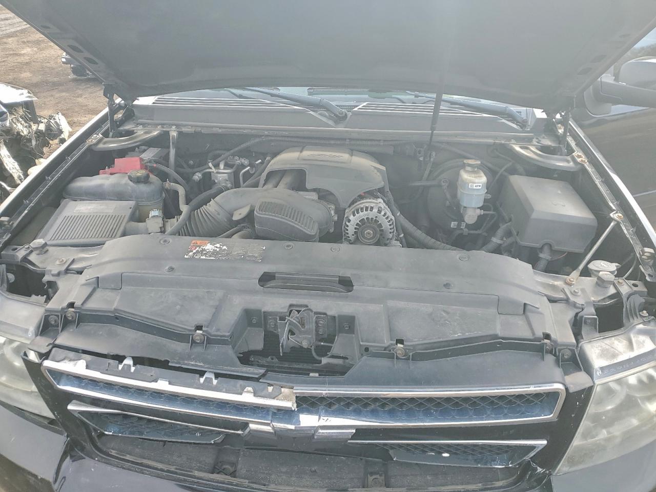 2011 CHEVROLET Suburban
