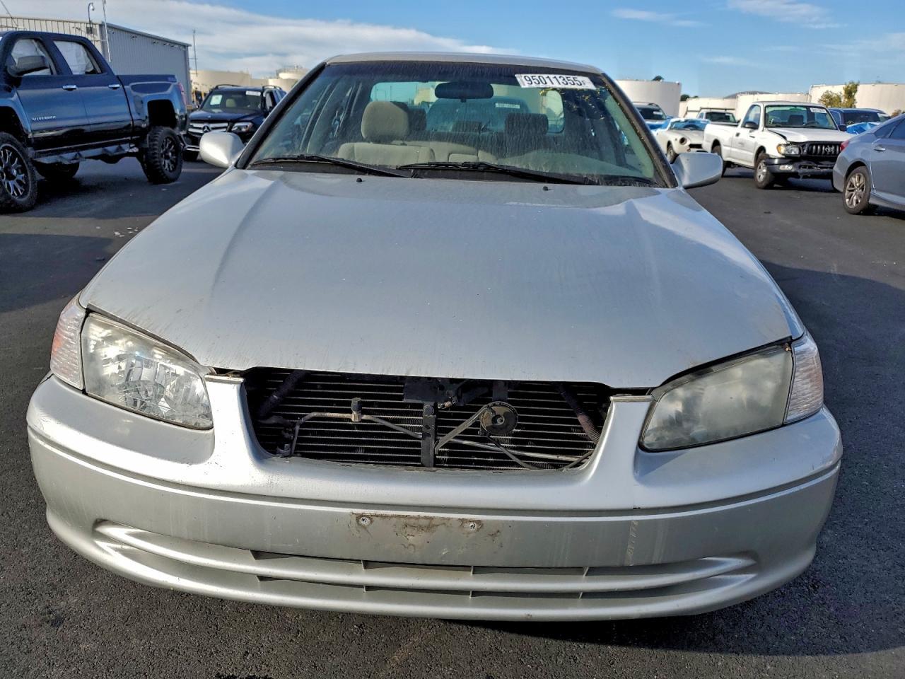 2001 TOYOTA CAMRY