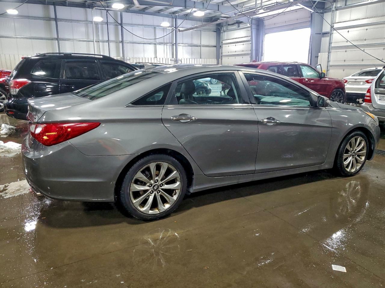 2013 HYUNDAI SONATA