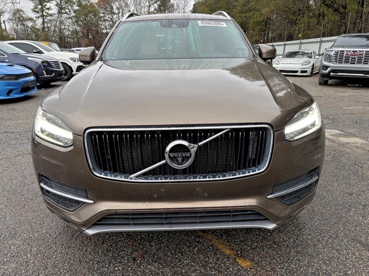 2017 VOLVO XC90