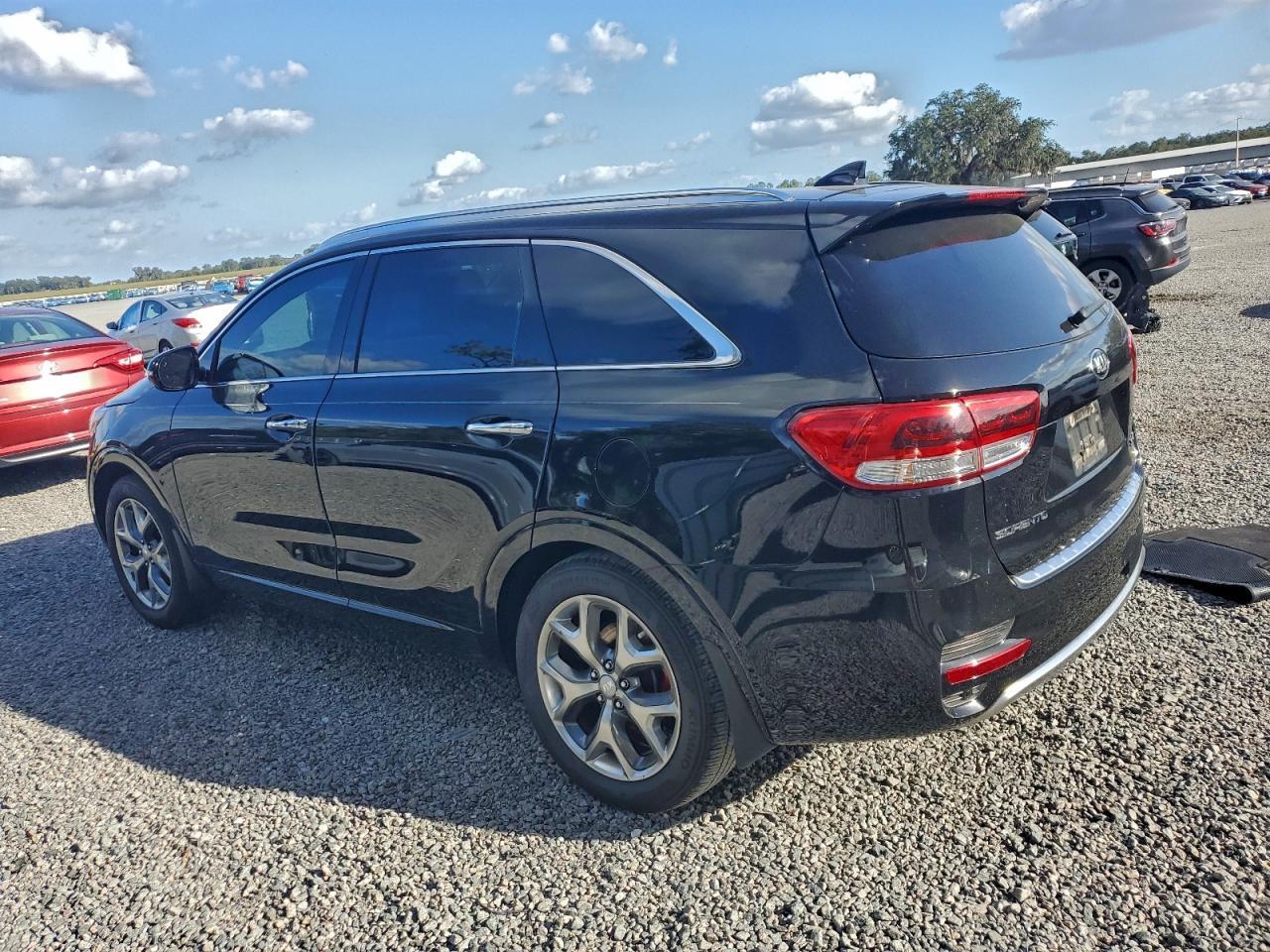 2017 KIA SORENTO