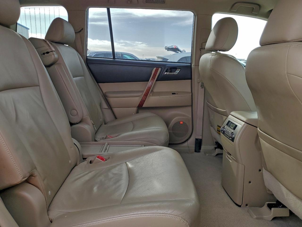 2008 TOYOTA HIGHLANDER