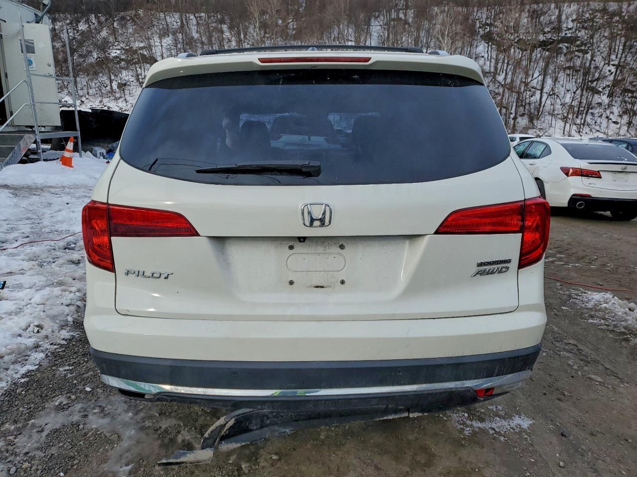 2016 HONDA PILOT