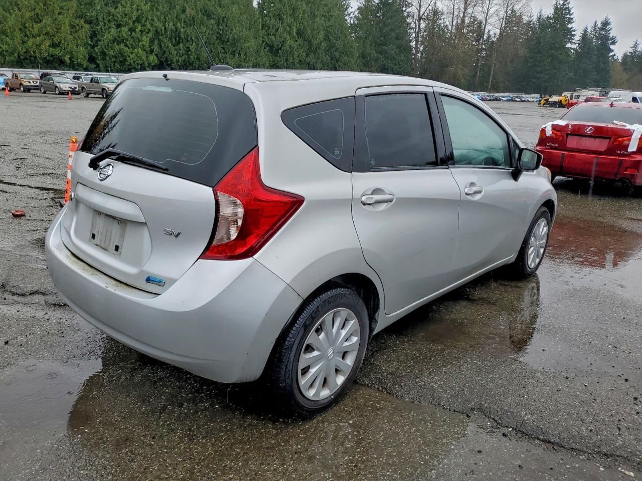 2016 NISSAN Versa Note