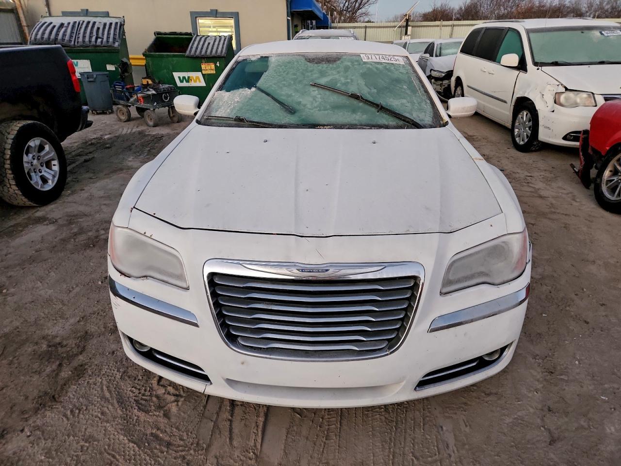 2014 CHRYSLER 300