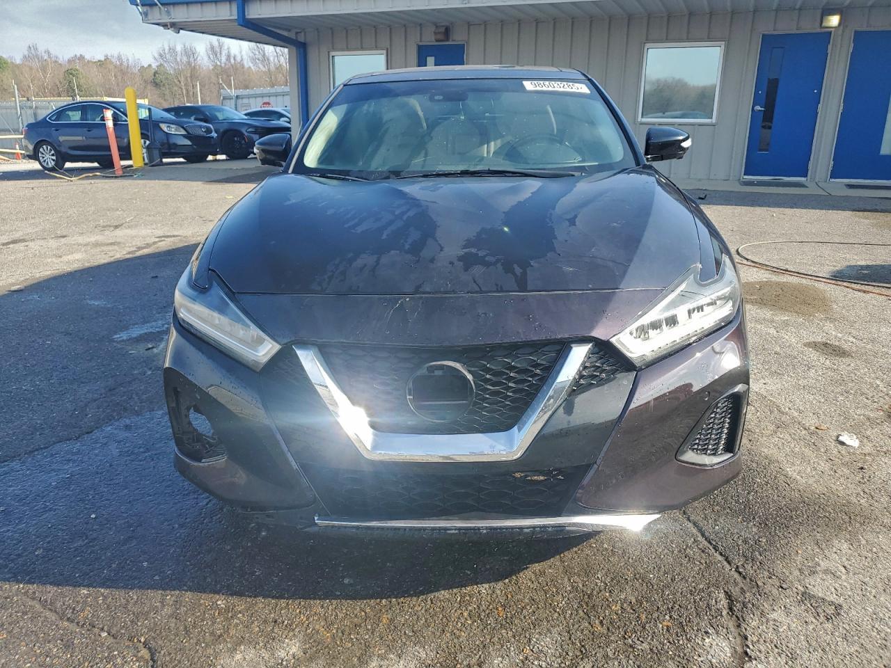 2016 NISSAN Maxima