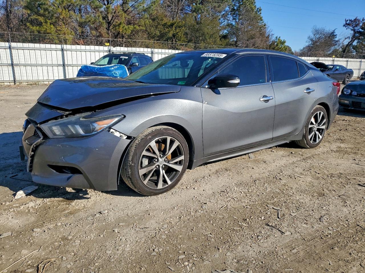 2018 NISSAN Maxima