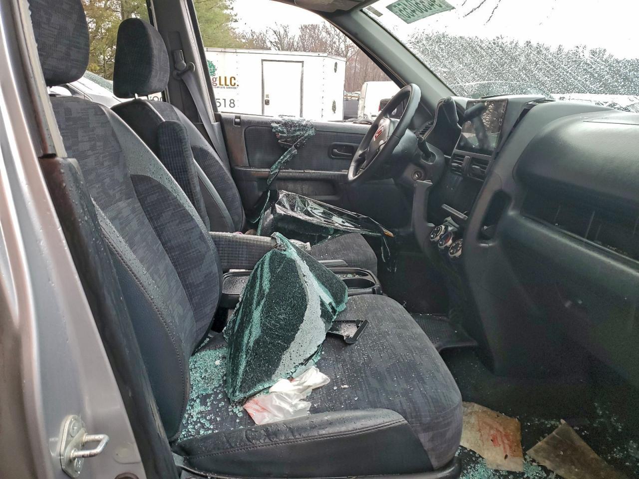 2004 HONDA CR-V