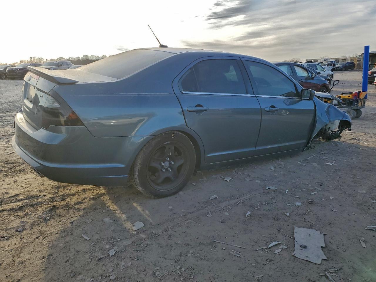 2011 FORD FUSION
