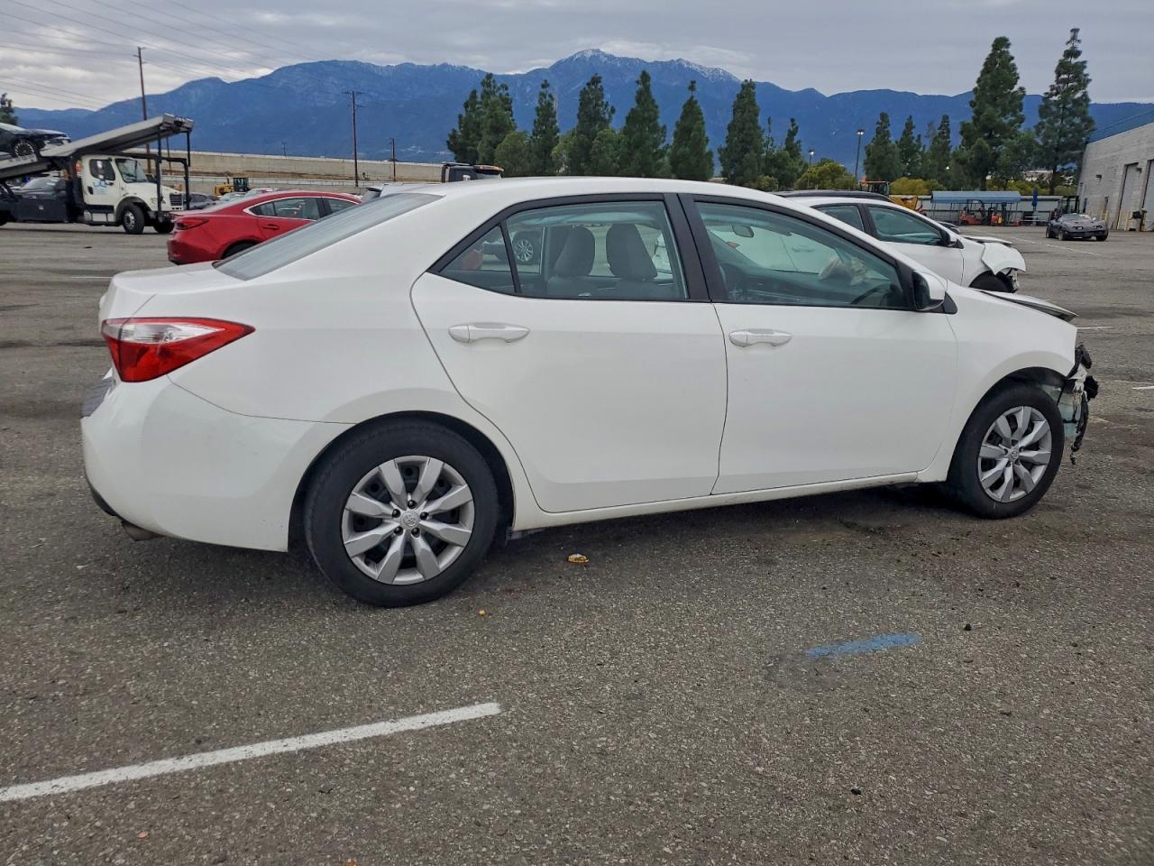 2016 TOYOTA COROLLA
