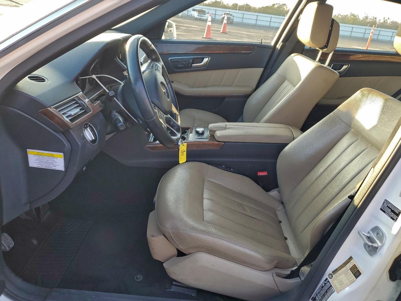 2013 MERCEDES-BENZ E-Class