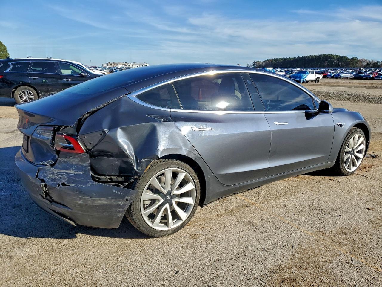 2020 TESLA MODEL 3