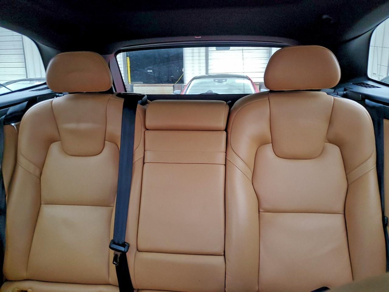 2018 VOLVO XC60