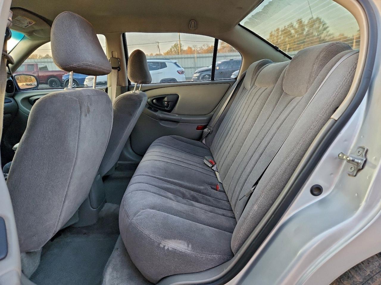 2004 CHEVROLET Classic