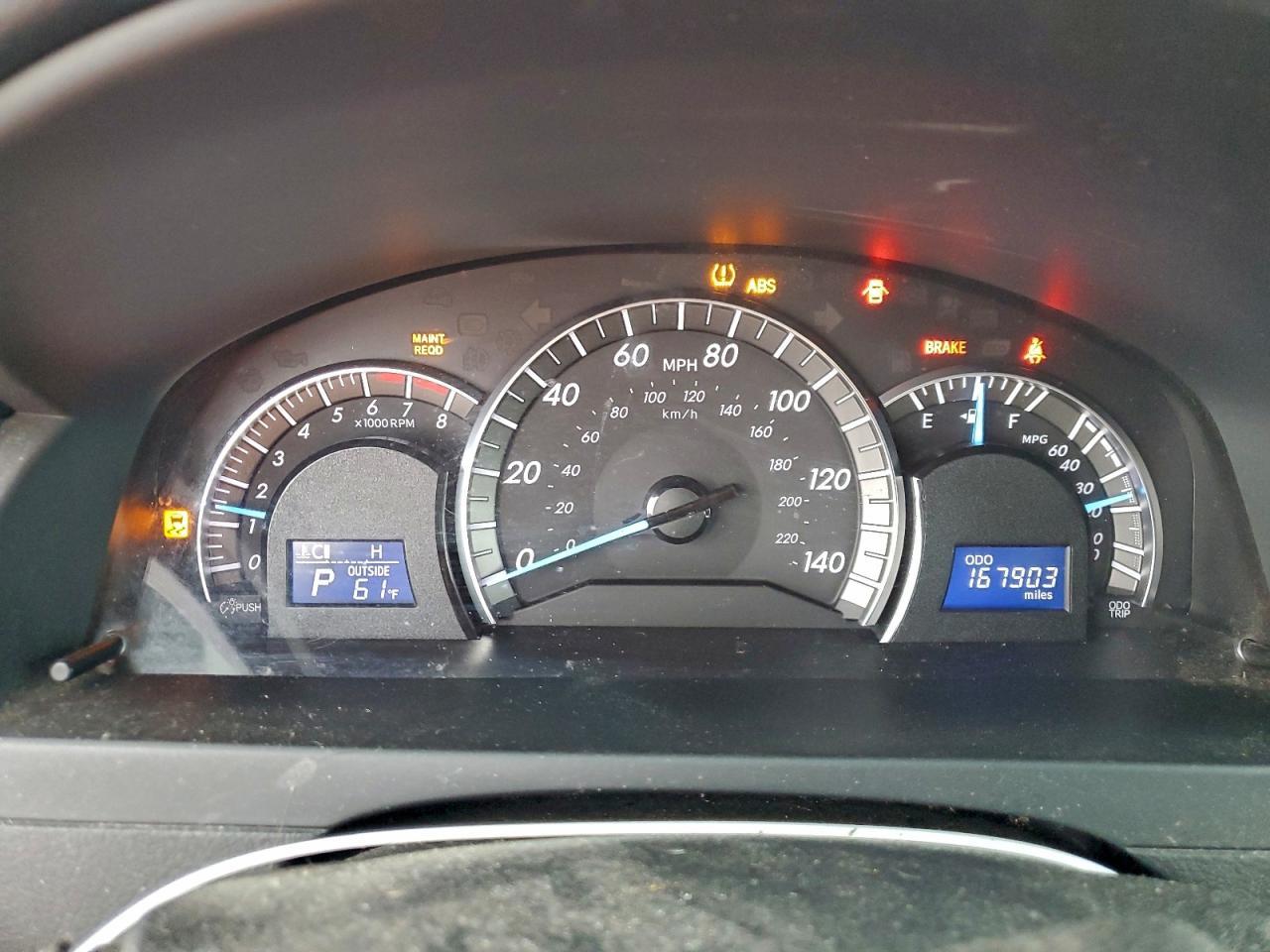 2014 TOYOTA CAMRY