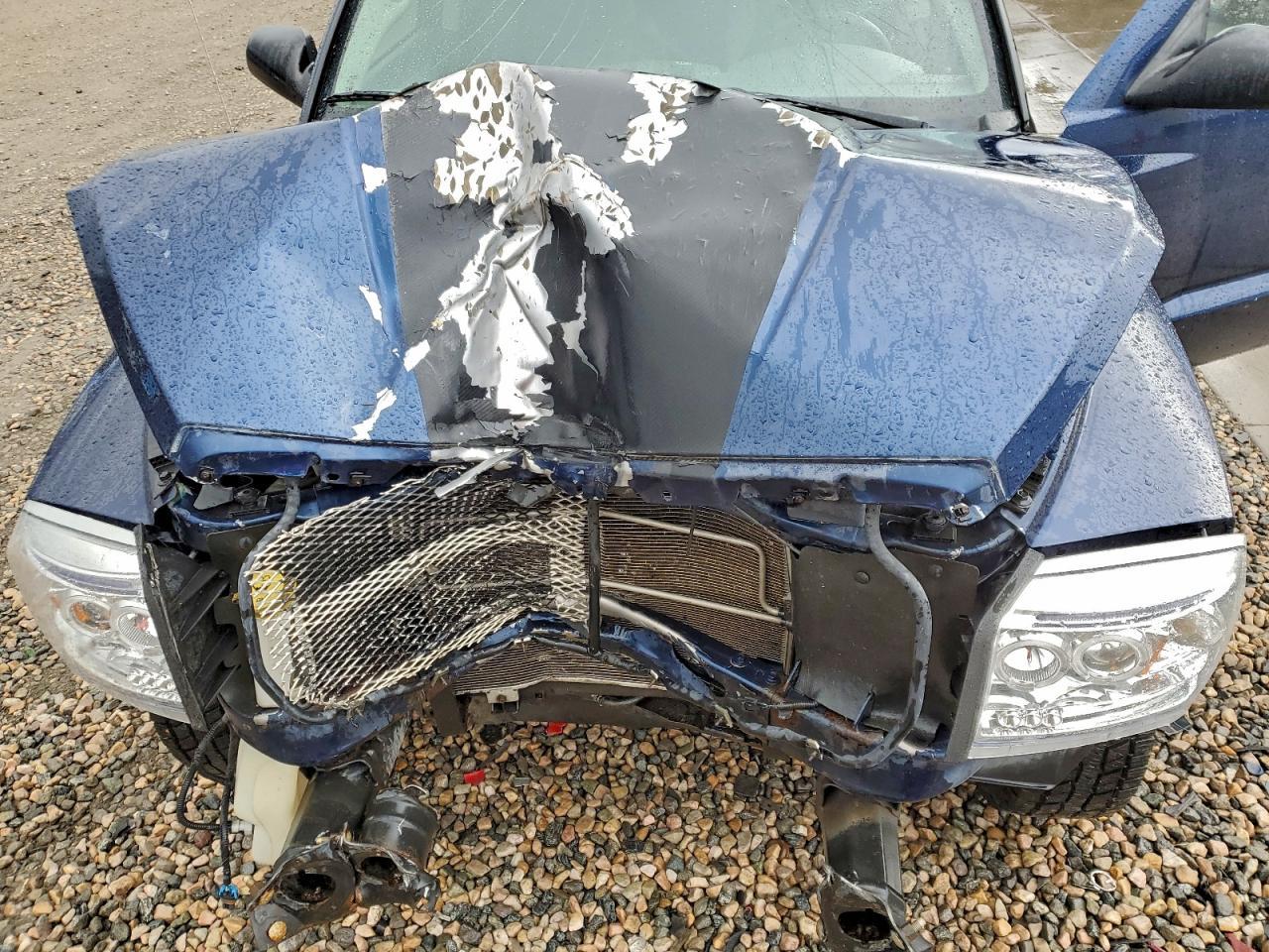 2005 DODGE Dakota
