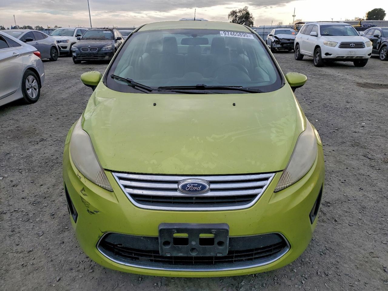 2011 FORD Fiesta